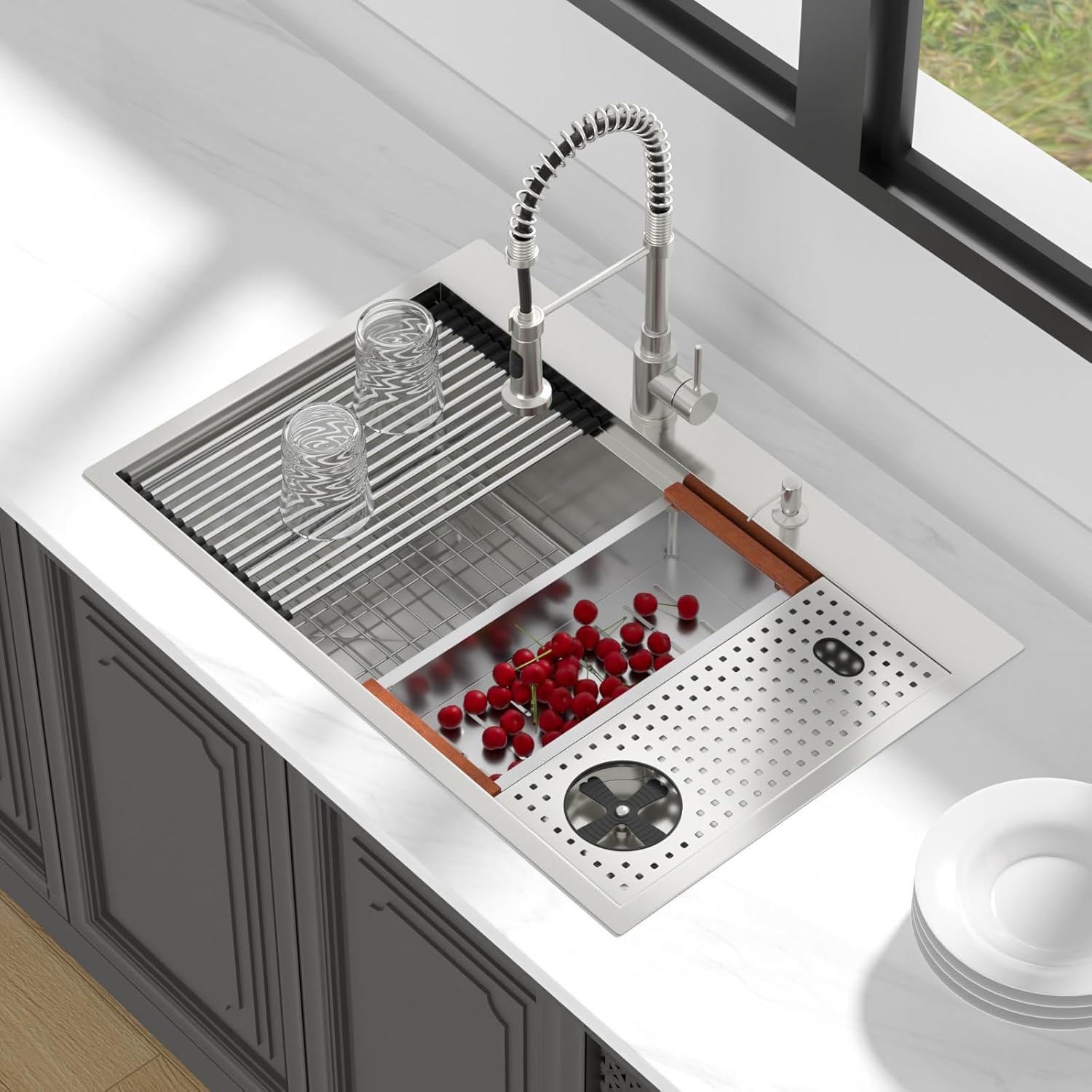 Lordear 33'' Stainless Steel Drop In Single Bowl Workstation Kitchen Sink with Glass Rinser from Lordear