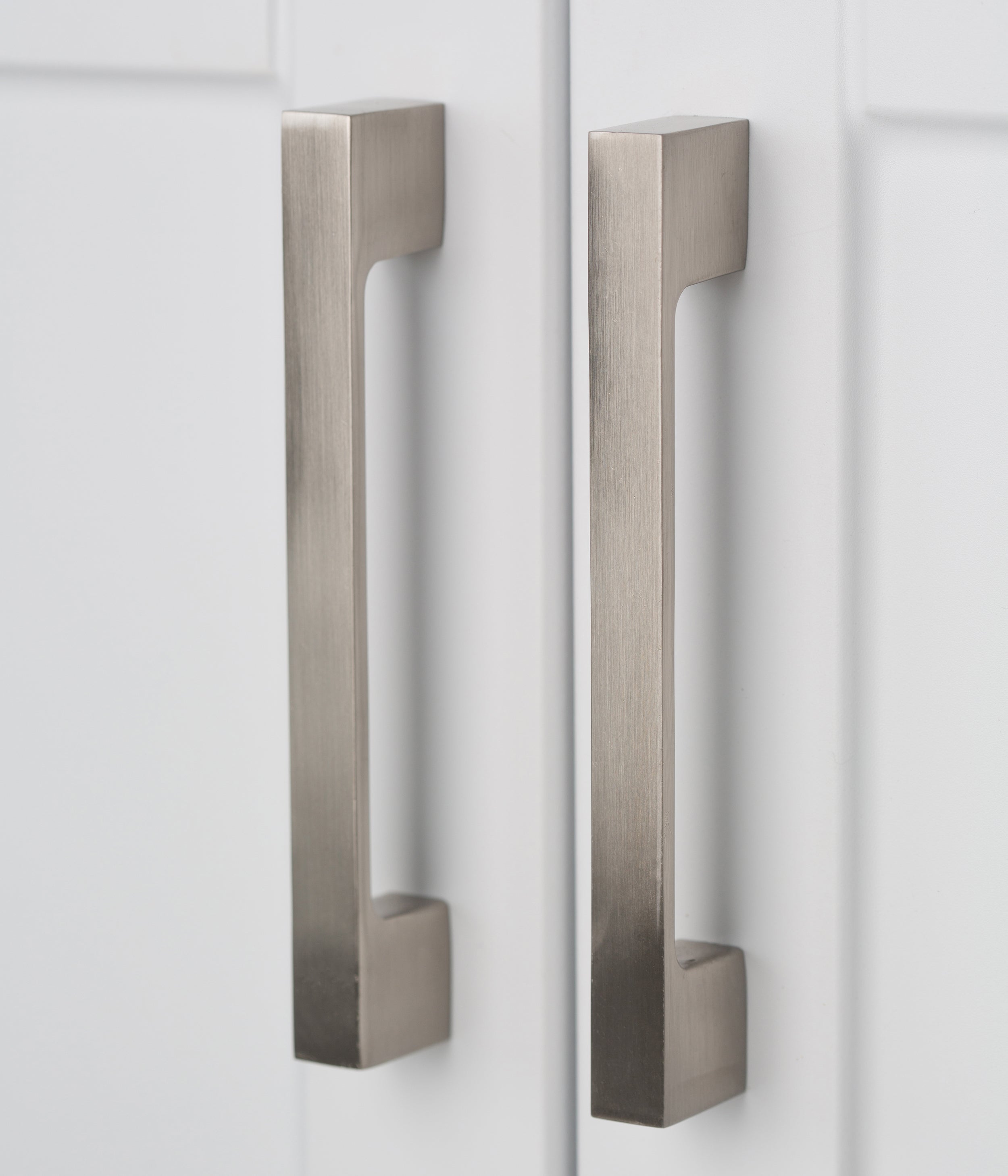 24-inch All-in-One Utility Stainless Steel Sink & Pure White Laundry Cabinet with Chrome Faucet from Lordear