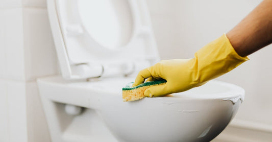 Enhancing the Look of Your Bathroom with a Toilet