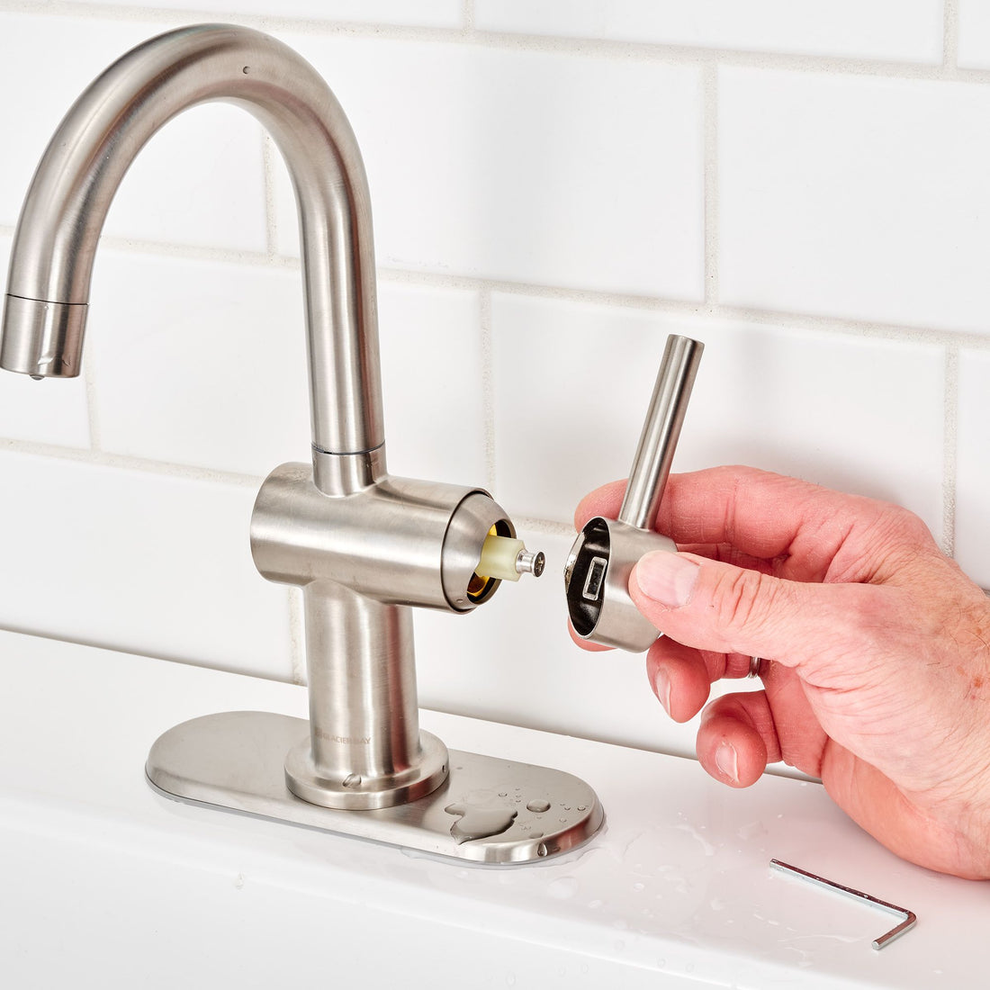 The most effective method to Repair A Leaking Kitchen Faucet Washer