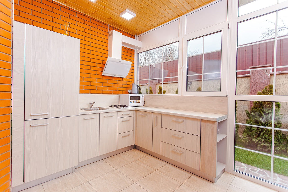 What to Do When Your Kitchen Sink Leaks? Common Issues, Fixes, and Maintenance Tips