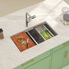 Lordear 32" L x 19" W Undermount Stainless Steel Kitchen Sink, Low Divider Ledge Workstation Single Bowl Sink with Full Accessories