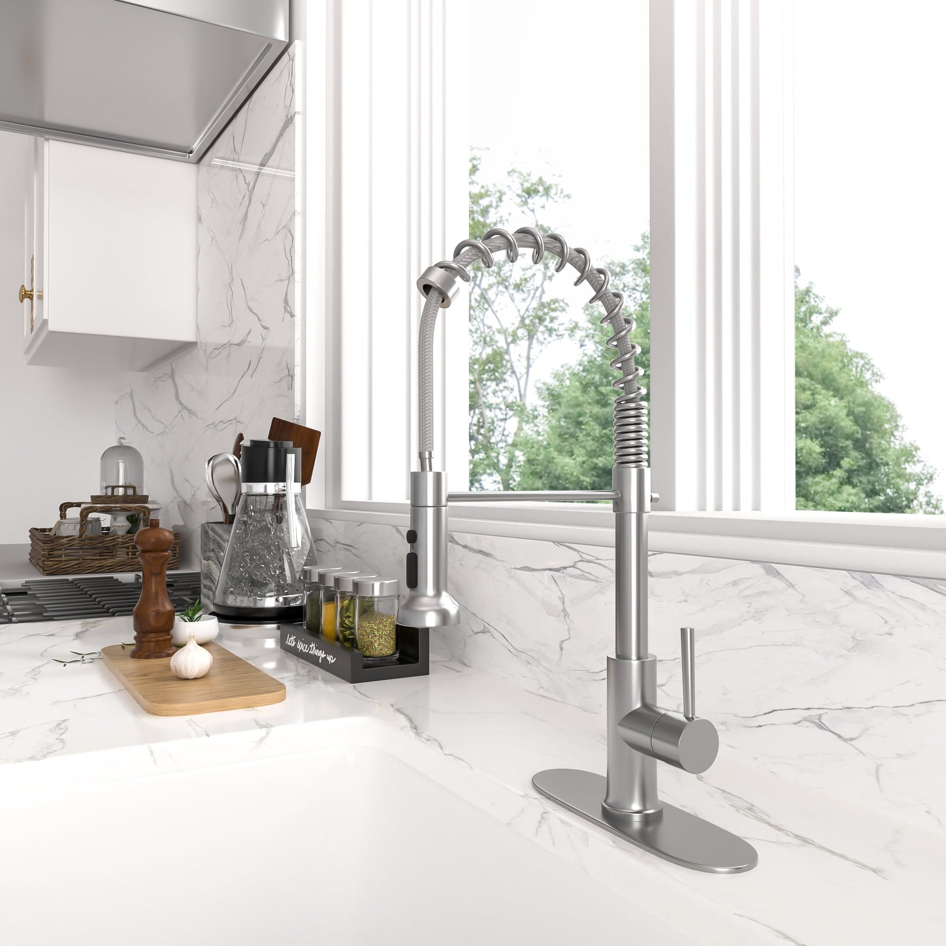 Pull Down Kitchen Faucet Kitchen Taps Single Handle Shape of Spring in Brushed Nickel  from Lordear